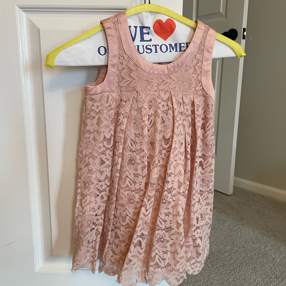 Pink lace dress great for any special occasion excellent condition! Size 4t
